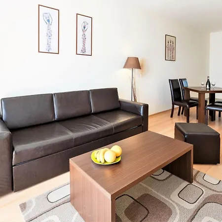 Seaside With 2 Bedrooms For Up To 5 Guests