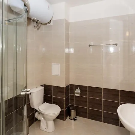 Appartement Seaside With 2 Bedrooms For Up To 5 Guests *